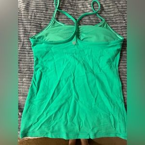 Lululemon top